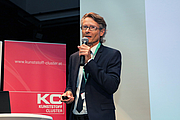 Peter Jetzer, Leiter KI Polymerpreise, Kunststoff Information Verlagsgesellschaft mbH