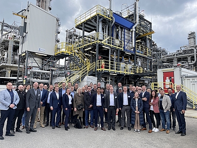Nach dem Motto „Let’s talk about chemical recycling” versammelte sich das Who‘s who der Kunststoffindustrie am 26. April bei der OMV Downstream GmbH in Schwechat