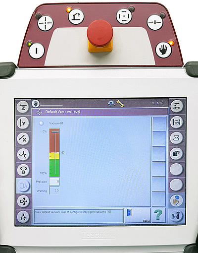 R8 Robotersteuerung mit der entsprechenden Bildschirm-Darstellung