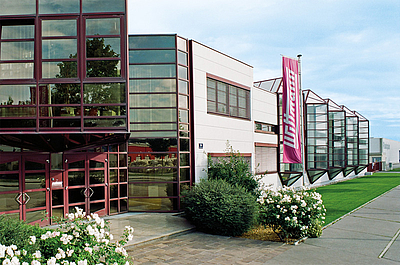Die Wittmann Kunststoffgeräte GmbH hat ihren Hauptsitz in Wien